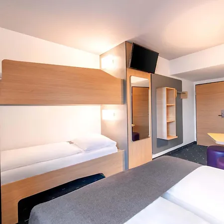 Otel Regensburg-city 3*