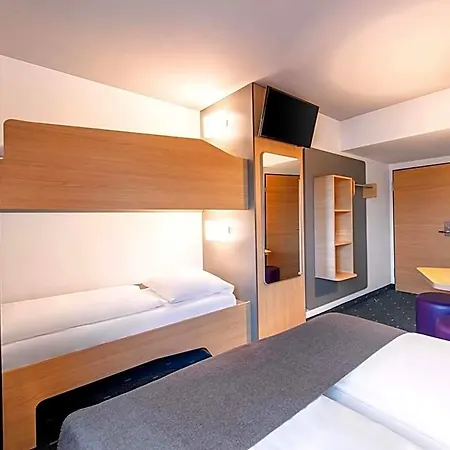 Hotel Regensburg-city 3*