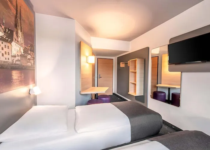 Regensburg-city Hotel 3*